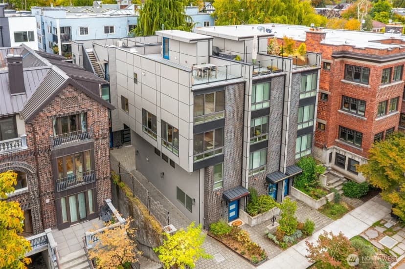 Property photo for 1116 Broadway E #c, Seattle photo 2