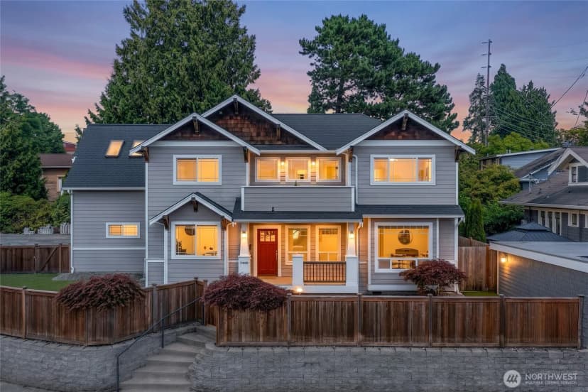 Property photo for 7208 8th Avenue Ne, Seattle photo 2