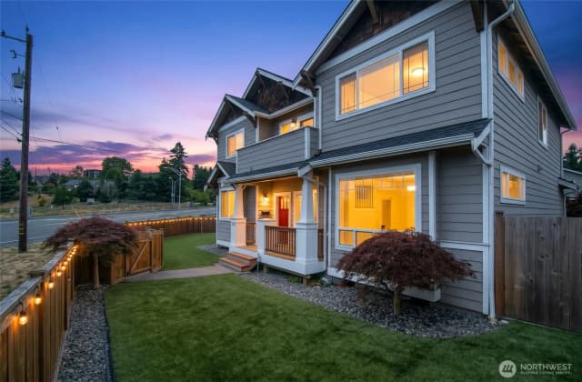 Property photo for 7208 8th Avenue Ne, Seattle photo 3