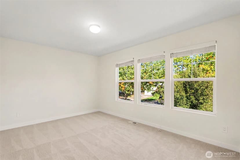 Property photo for 9941 228th Terrace Ne, Redmond photo 31
