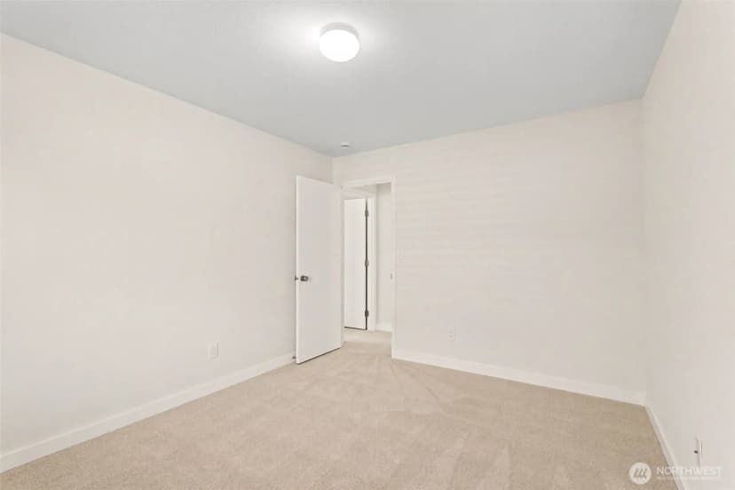 Property photo for 9941 228th Terrace Ne, Redmond photo 27