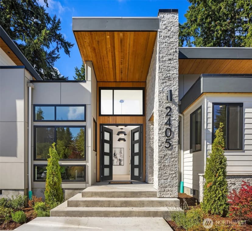 Property photo for 2405 162nd Avenue Ne, Bellevue