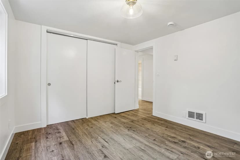 Property photo for 10510 Linden Avenue N #a, Seattle photo 26