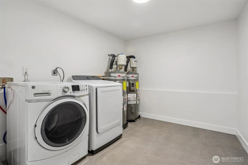 Property photo for 10510 Linden Avenue N #a, Seattle photo 23
