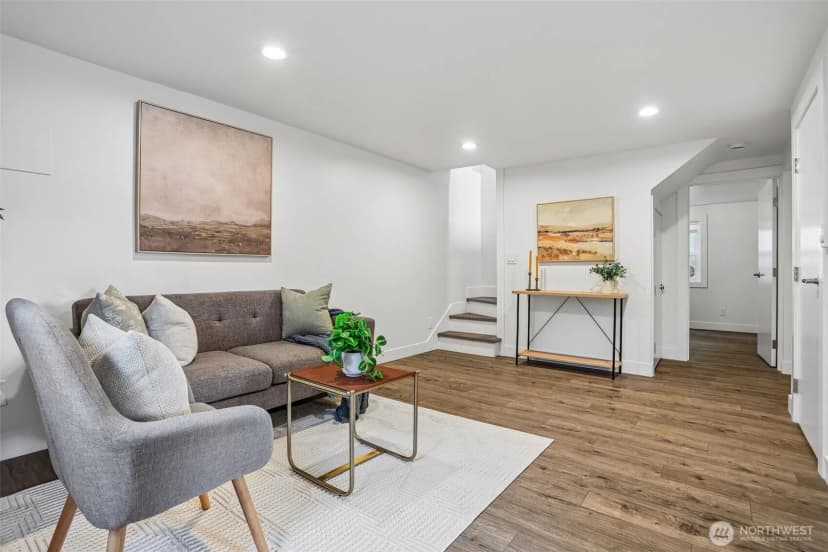 Property photo for 10510 Linden Avenue N #a, Seattle photo 18