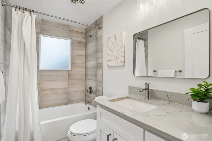 Property photo for 10510 Linden Avenue N #a, Seattle photo 17
