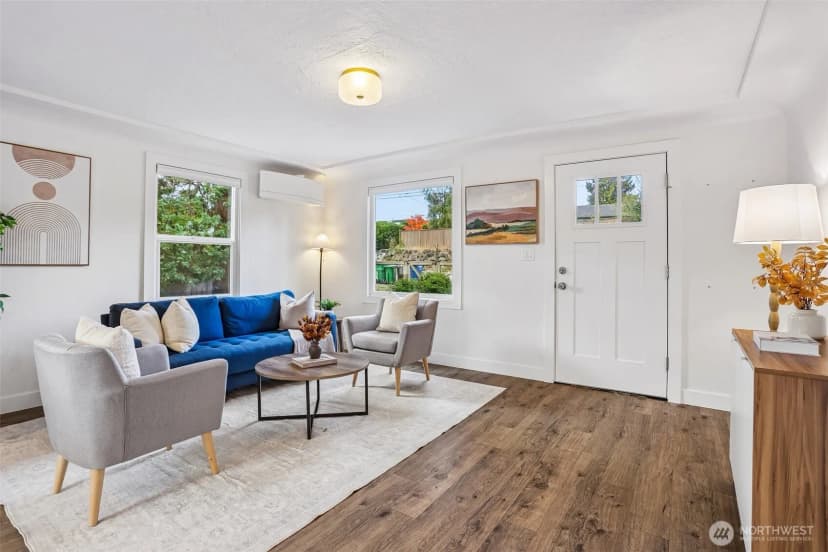 Property photo for 10510 Linden Avenue N #a, Seattle photo 6