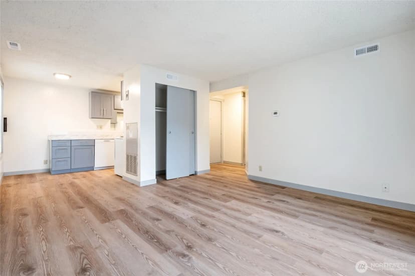 Property photo for 441 445 Smithers Avenue S, Renton photo 9