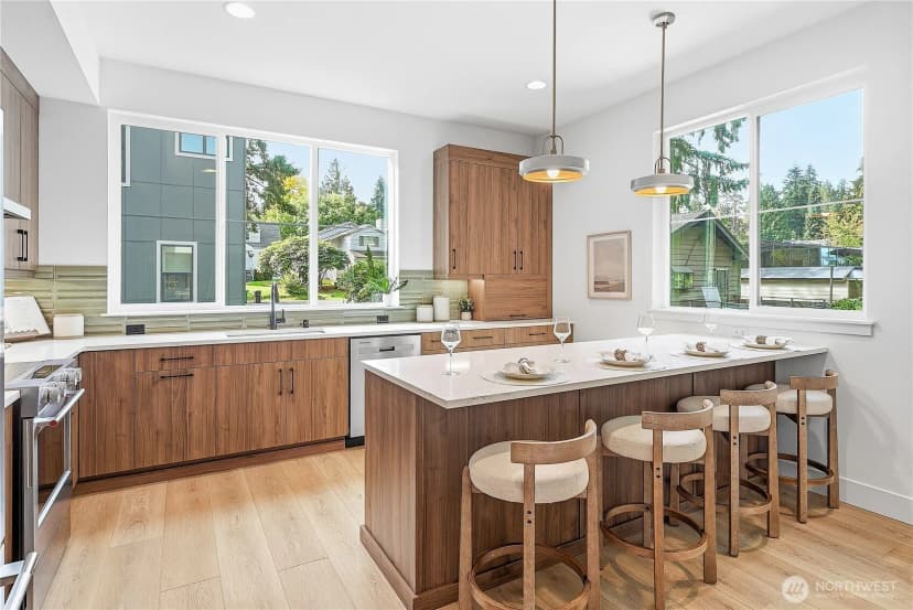 Property photo for 1216 A Ne 103rd, Seattle photo 19