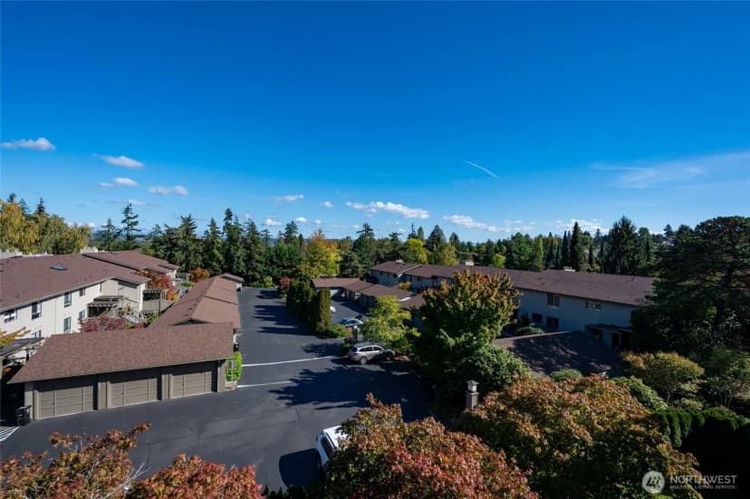 Property photo for 6710 Parkpoint Way Ne #e-402, Seattle photo 39