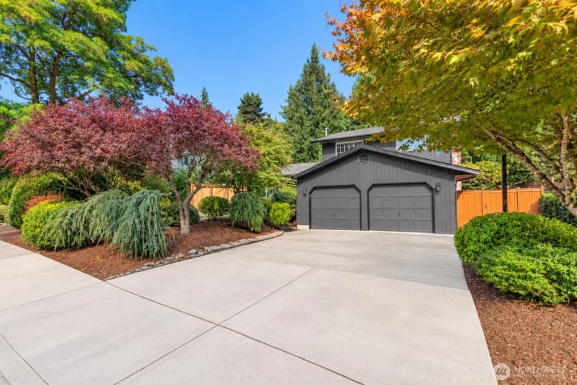 Property photo for 11228 108th Avenue Ne, Kirkland photo 3