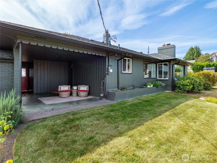 Property photo for 11530 87th Avenue S, Seattle photo 25