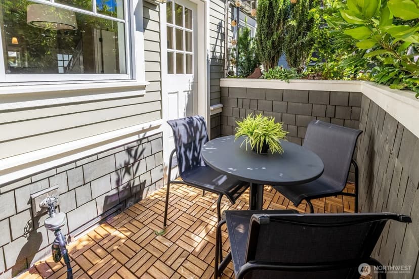 Property photo for 1613 21st Avenue #b, Seattle photo 10
