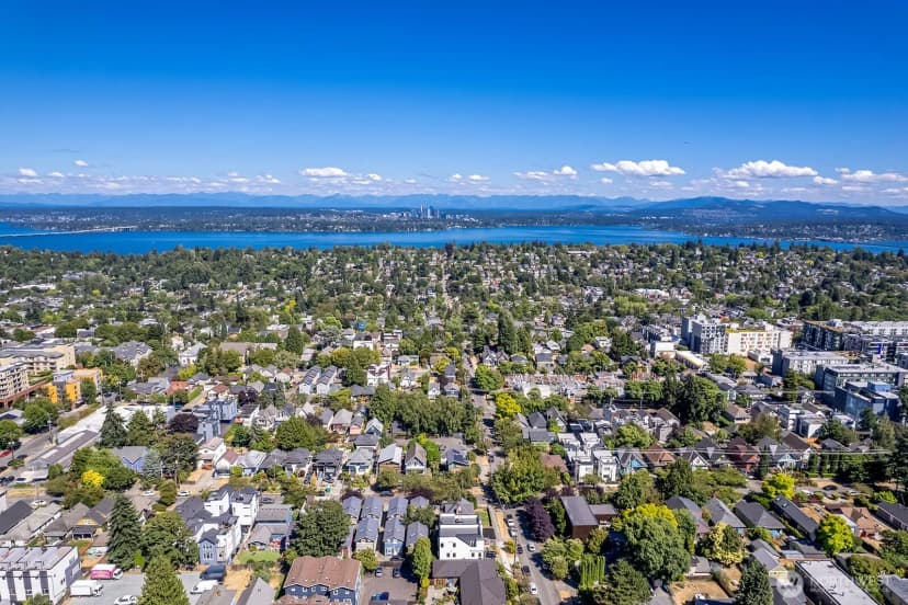 Property photo for 1613 21st Avenue #b, Seattle photo 29
