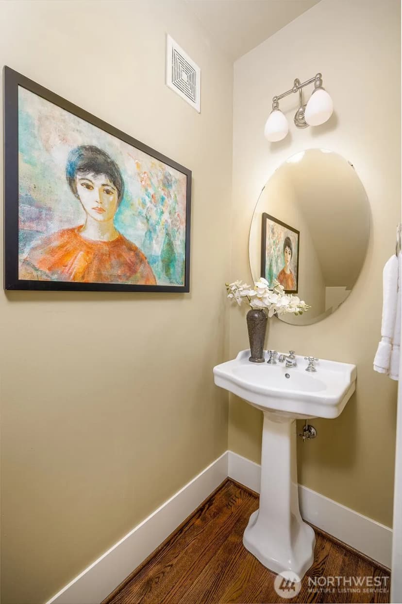 Property photo for 1613 21st Avenue #b, Seattle photo 13
