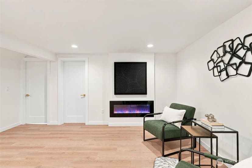 Property photo for 4807 15th Avenue S, Seattle photo 28