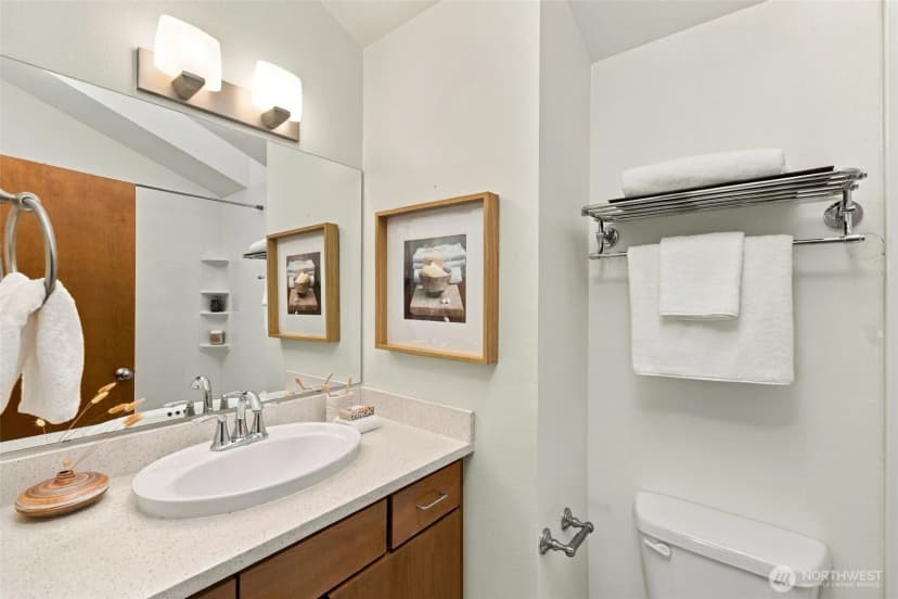 Property photo for 2633 Nw 58th Street #b, Seattle photo 24