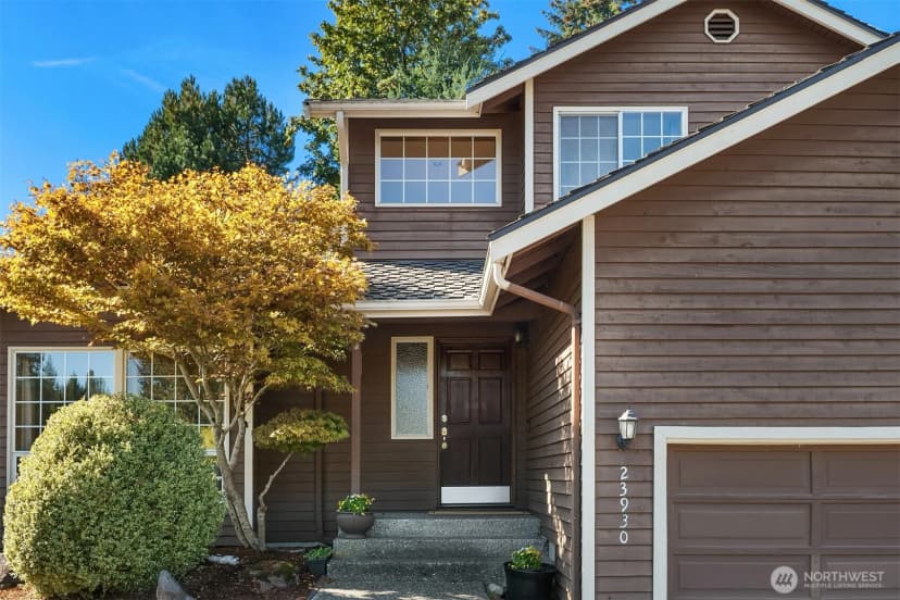Property photo for 23930 23rd Drive Se, Bothell photo 3