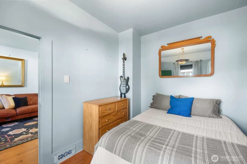 Property photo for 2359 Nw 67th Street, Seattle photo 8