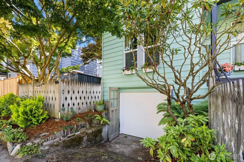 Property photo for 2359 Nw 67th Street, Seattle photo 36
