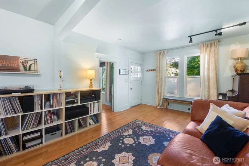 Property photo for 2359 Nw 67th Street, Seattle photo 5