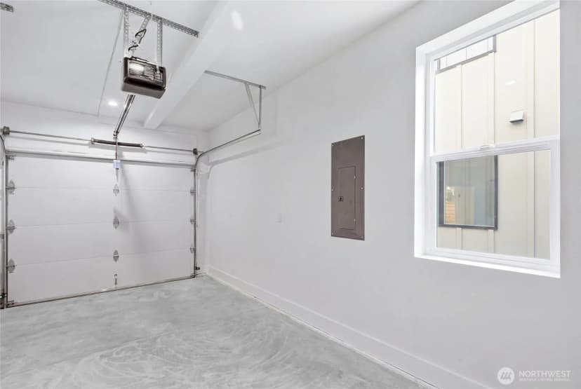 Property photo for 7533 31st Avenue Ne #b, Seattle photo 14
