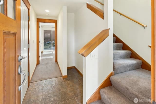 Property photo for 126 N 101st Street, Seattle photo 3