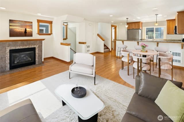 Property photo for 126 N 101st Street, Seattle photo 5