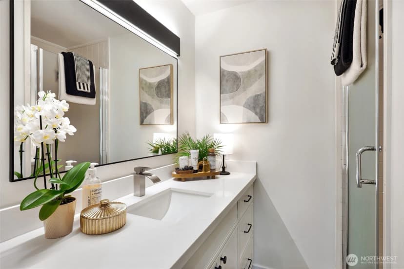 Property photo for 9100 Se 72nd Place, Mercer Island photo 18