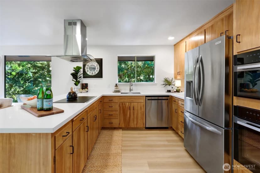 Property photo for 9100 Se 72nd Place, Mercer Island photo 12
