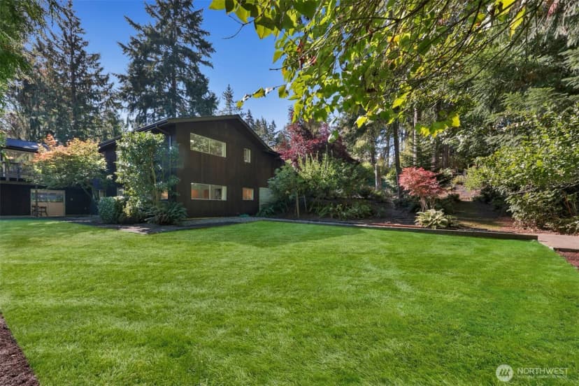 Property photo for 9100 Se 72nd Place, Mercer Island photo 37