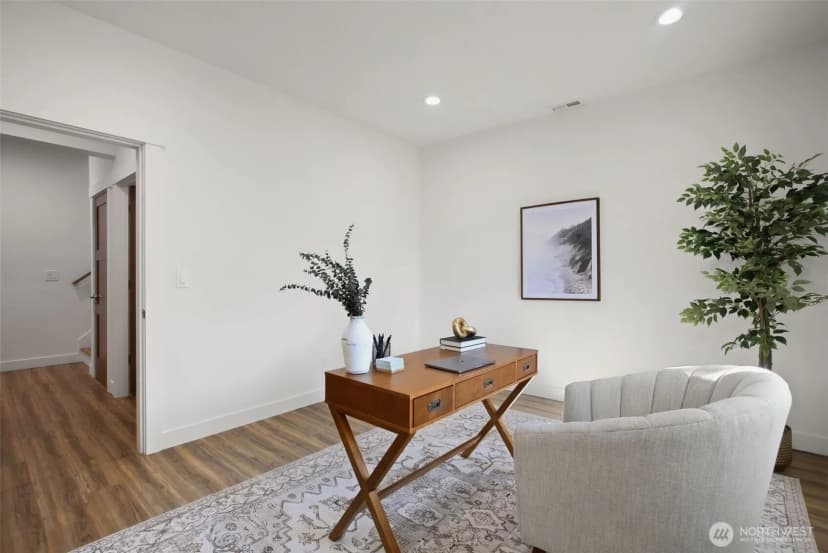 Property photo for 4812 S Frontenac Street, Seattle photo 29