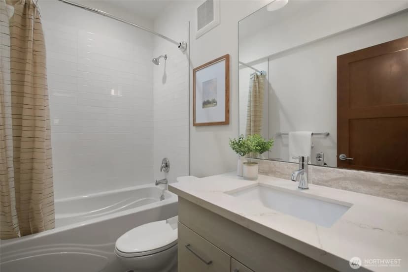Property photo for 4812 S Frontenac Street, Seattle photo 30