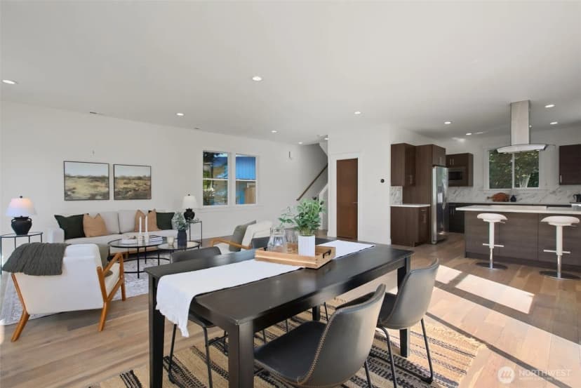 Property photo for 4812 S Frontenac Street, Seattle photo 11