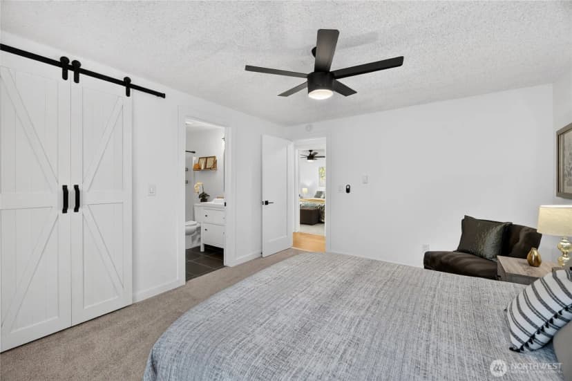 Property photo for 8609 25th Avenue Sw #b, Seattle photo 15