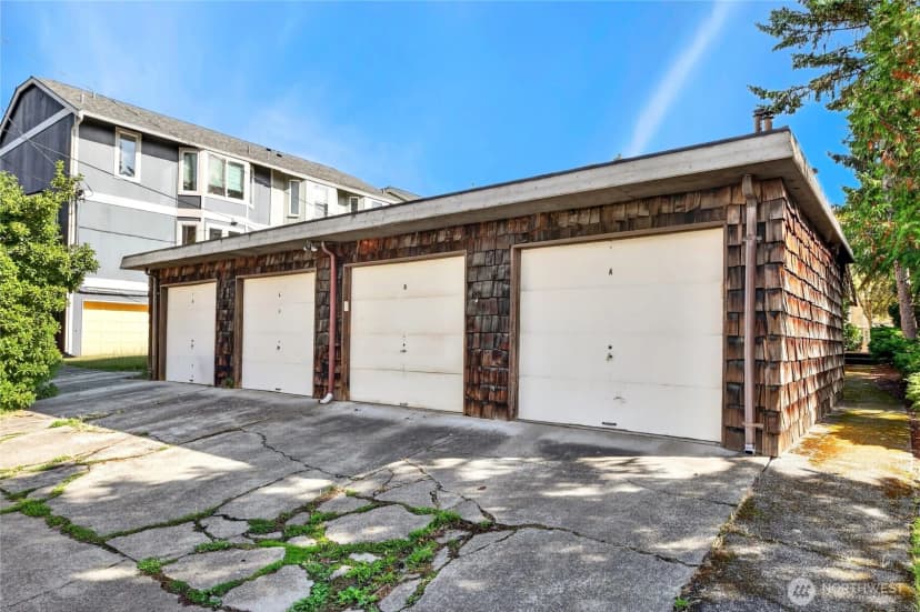 Property photo for 8609 25th Avenue Sw #b, Seattle photo 25