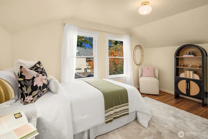 Property photo for 6738 26th Avenue Nw, Seattle photo 11