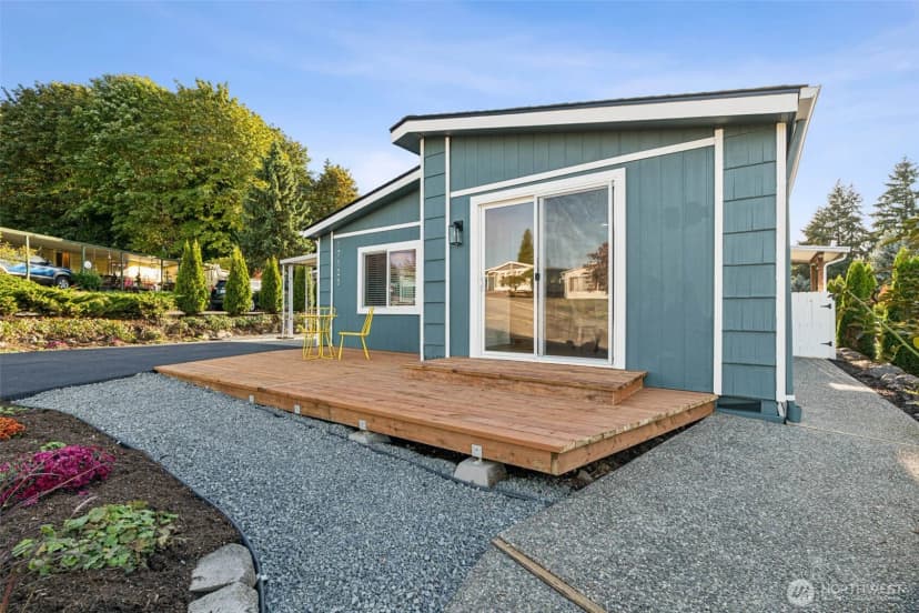Property photo for 17125 Woodcrest Drive Ne, Bothell photo 35