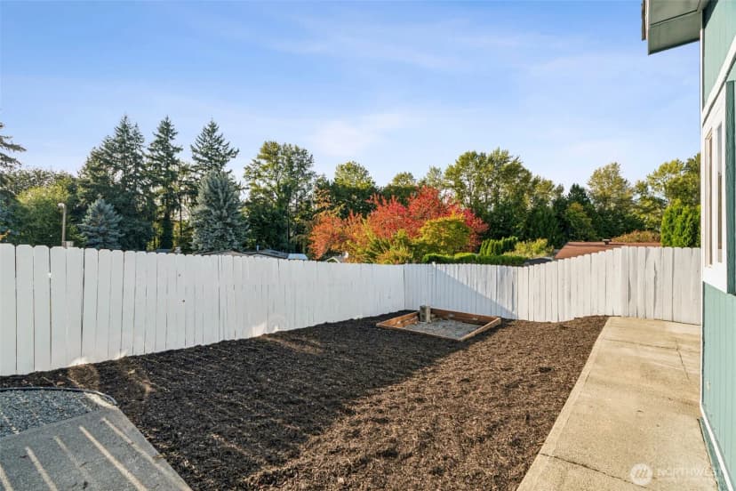 Property photo for 17125 Woodcrest Drive Ne, Bothell photo 27