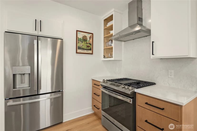 Property photo for 4206 Dayton Avenue N, Seattle photo 14