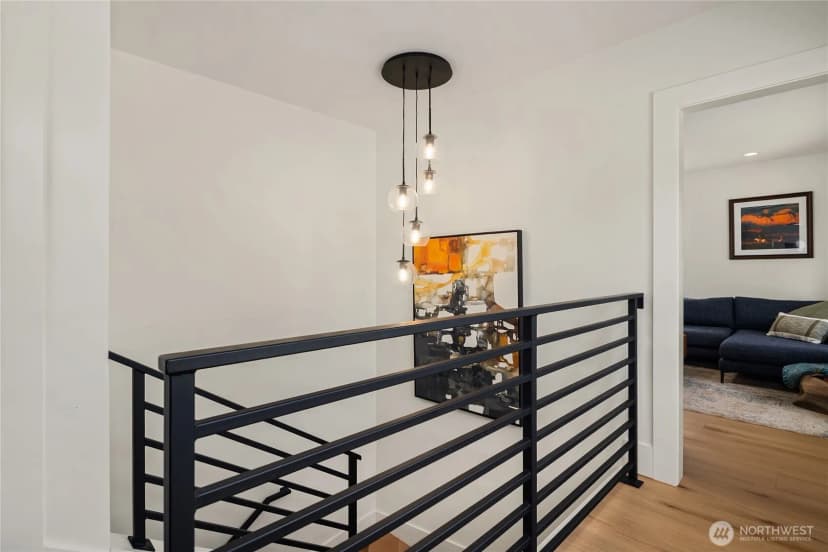 Property photo for 4206 Dayton Avenue N, Seattle photo 7