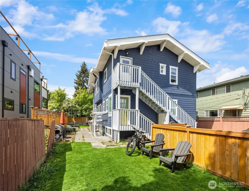 Property photo for 4206 Dayton Avenue N, Seattle photo 22