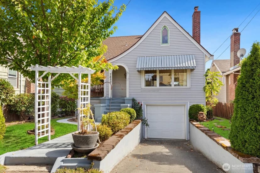 Property photo for 7850 Renton Avenue S, Seattle