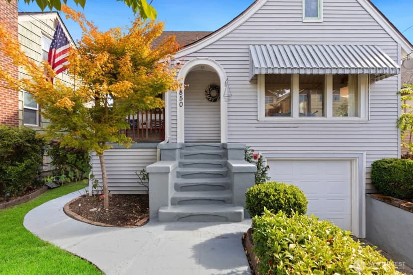Property photo for 7850 Renton Avenue S, Seattle photo 2