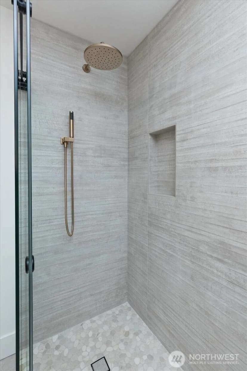 Property photo for 7743 Seward Park Avenue S #a, Seattle photo 13