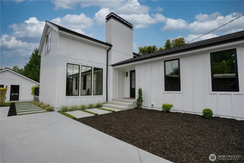 Property photo for 7743 Seward Park Avenue S #a, Seattle photo 25
