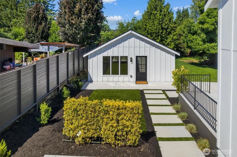 Property photo for 7745 Seward Park Avenue S, Seattle