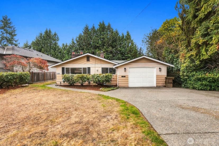 Property photo for 10241 Ne 20th Place, Bellevue photo 25