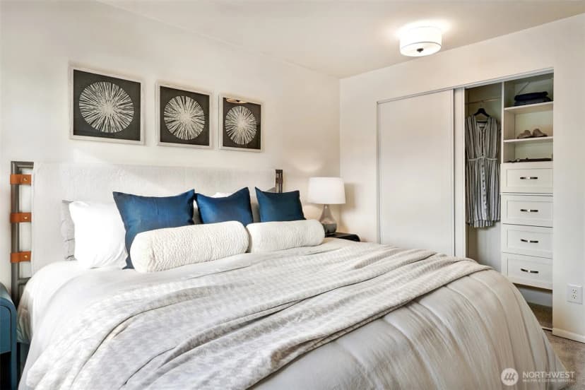 Property photo for 7000 Cleopatra Place Nw #301, Seattle photo 12