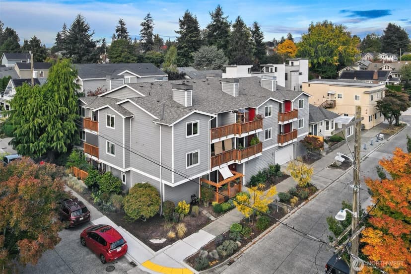 Property photo for 7000 Cleopatra Place Nw #301, Seattle photo 22
